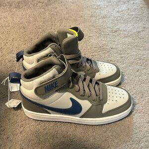 Nike Dunks BRAND NEW!!!!
